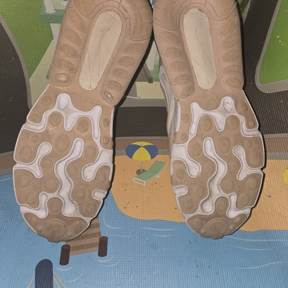 Nike air max 270 react - Picture 3 of 6